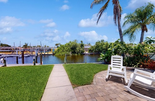 Charlotte Park Casa | Renovated Luxe Waterfront Getaway | Heated Pool, Screened Lanai & Boat Dock