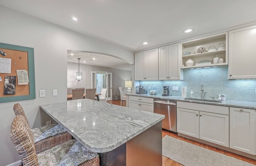 Seabrook Island Cabaña | Renovated luxury cottage on Seabrook Island.