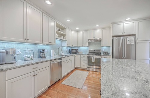 Seabrook Island Cabaña | Renovated luxury cottage on Seabrook Island.