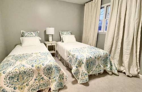 Winston - Salem Casa | Renovated Perfection Near Wake Forest University
