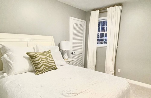 Winston - Salem Casa | Renovated Perfection Near Wake Forest University