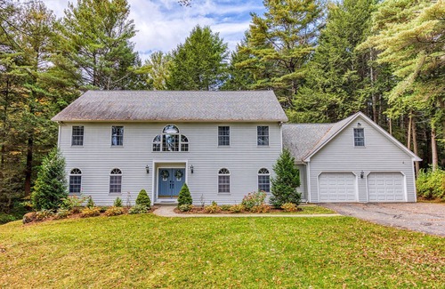 Pittsfield Casa | Gran casa colonial en el corazón de los Berkshires