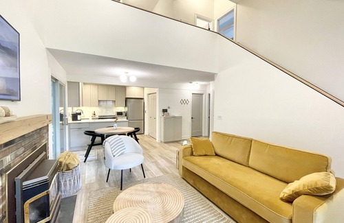 West Hartford Condominio | Renovated Quechee Lakes Condo. Quechee Club Amenities! 15 mins Woodstock, VT!