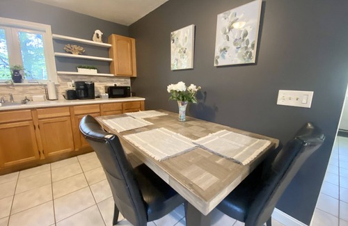 Old Orchard Beach Apartamento | Renovated quite unit, pet friendly