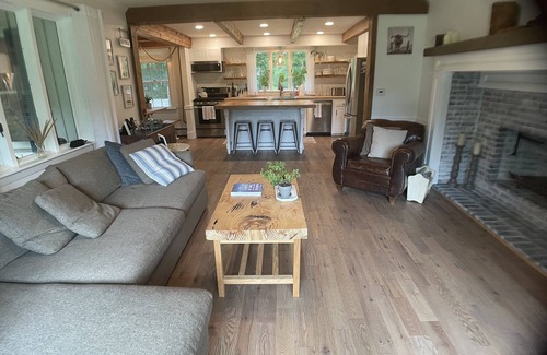 Scarborough Casa | Renovated Ranch 5 Bed 2 Bth, Open concept. Close to beaches, airport & Portland