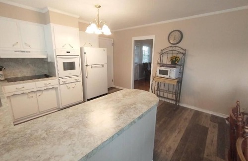 Smithville Casa | Renovated rural 3-bedroom 2-bathroom ranch style home in Smithville, TN