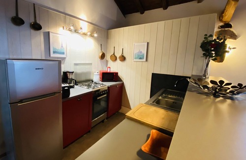 Nozieres Casa | Renovated sheepfold in a 17th-century hamlet
