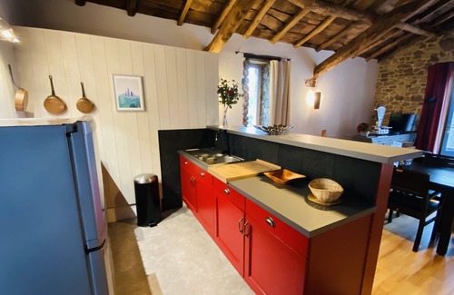 Nozieres Casa | Renovated sheepfold in a 17th-century hamlet