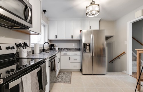 Midlothian Alquiler De Eote | Renovated Southside Suburban Sanctuary In Highly Sought After Suburb