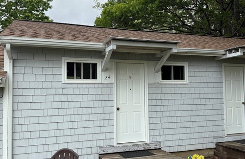 Boothbay Cabina | Renovated The Driftwood Cabin at White Anchor Inn