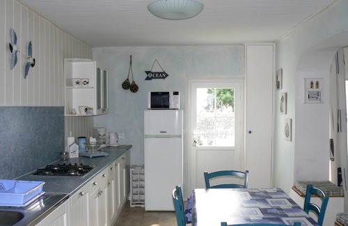 L'Epine Casa | Renovated traditional fisherman's cottage 250 m from the beach