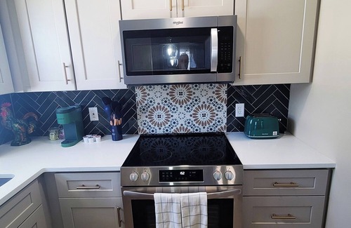 Council Bluffs Apartamento | Renovated Tranquility Awaits You!