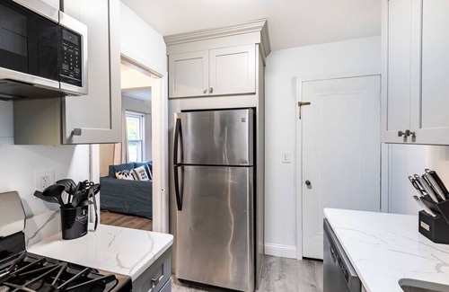 Royal Oak Casa | Renovated, Upscale Royal Oak Bungalow