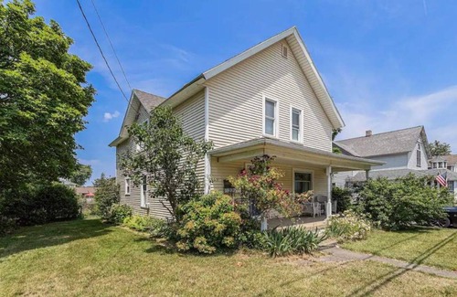 Three Oaks Casa | Renovated Victorian Home with Private Garden & Fire Pit!