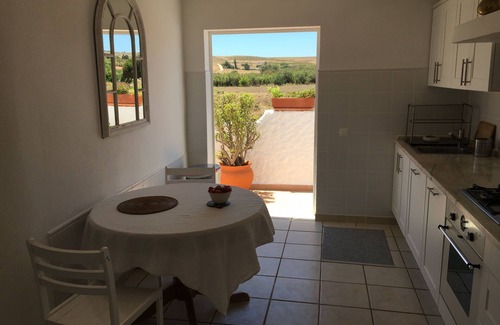 Vila do Bispo Villa | Villa renovada con un impresionante jardín mediterráneo