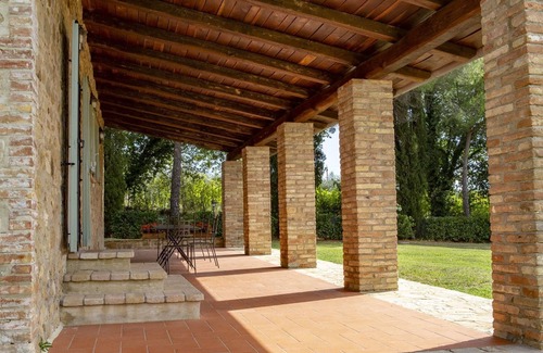 Guzman Villa | Renovated Villa With Little Medieval Village