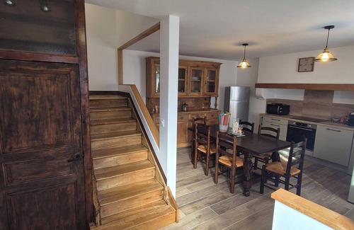 Esquieze-Sere Casa | Renovated village house close to major sites and 3 ski resorts.