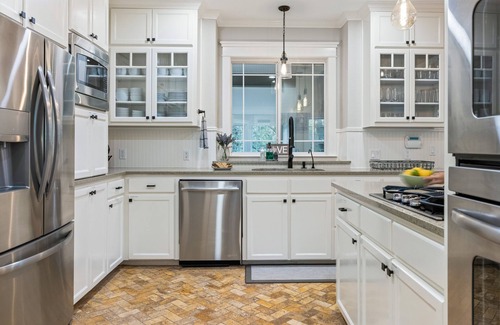 Henly Casa | Renovated w/ Pool, Hot Tub, Games & Backyard Activities!