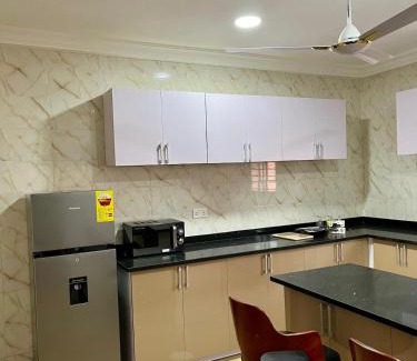 Teshie Apartamento | Renovatio Apartment