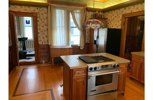 Parkside Casa | Rent a room in the gorgeous Holt House
