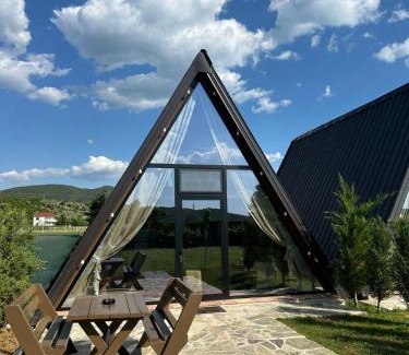 Shkoder County Casa | Rent Cabin Miri