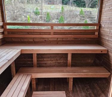 Chesterfield Casa | Rent My Spa Home with Pool table Hottub and Sauna