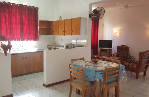 Calebasses Apartamento | Alquile un piso con cocina a 250 m de Trou aux biches y a 500 m de la playa de MonChoisy