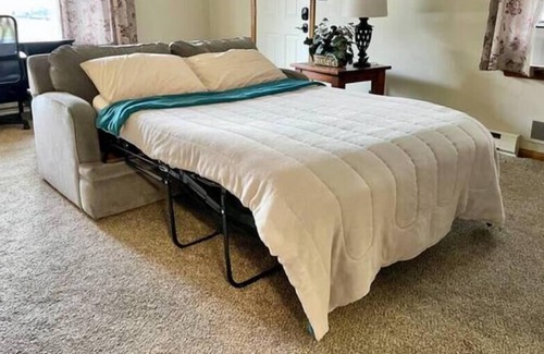 Acton Casa | Rent TWO unit In Indianapolis. Sleeps 10!