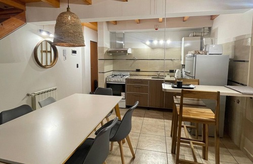 10 de Diciembre Apartamento | Rent Up - Duplex en centro de Bariloche
