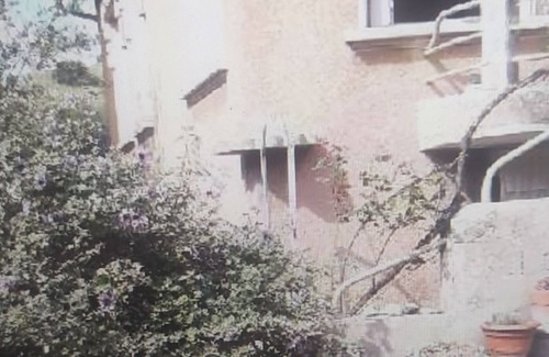 Theziers Apartamento | RENTAL - INDEPENDENT APARTMENT ON THE GROUND FLOOR OF A HOUSE.