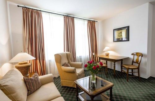 Luedersburg Apartamento | Rentei 5