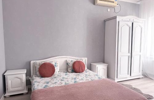 Chisinau Apartamento | RentHouse Apart-Hotel Room #7