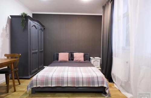 Chisinau Apartamento | RentHouse Apart-Hotel Room #11