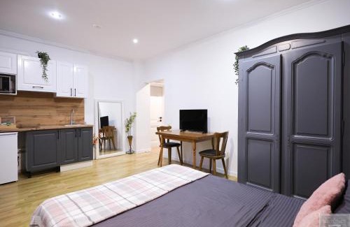 Chisinau Apartamento | RentHouse Apart-Hotel Room #11
