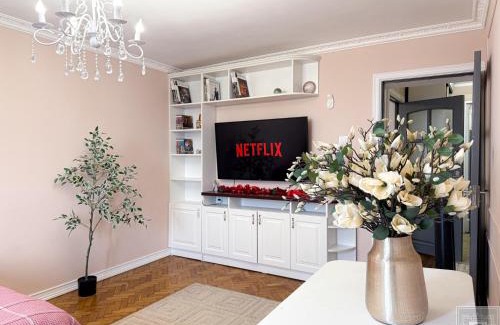 Chisinau Apartamento | RentHouse Apartments Harmony
