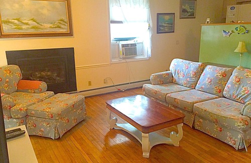 Old Orchard Beach Casa | Castillo de arena, duerme 14. 17-24 de agosto ya disponible !!!