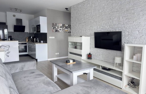 Grunwald Apartamento | RentPlanet - Apartament przy Lotnisku
