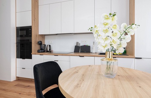 Baluty Apartamento | RentPlanet - Studio Źródłowa