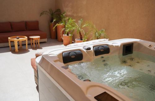 Camp El Ghoul Apartamento | RENTSUITE Duplex GUELIZ HILLS