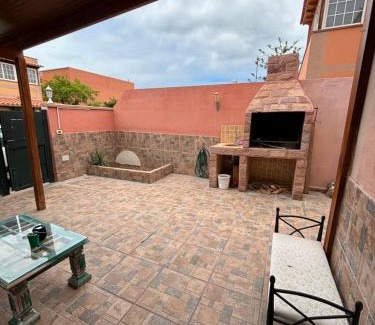 Las Rosas Casa | REOLA Home