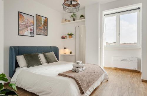 Forlanini Apartamento | Repetti Suites - Two Adjacent & Independent Apartments 10 minutes to Milan City Centre & Linate Airport