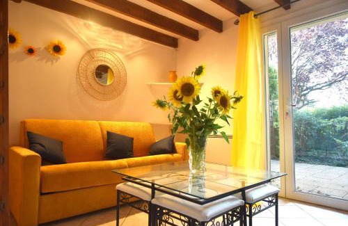 Montelimar Casa | Repos et Tranquillité - Super Calme de la campagne - Clim - Grande Piscine Partagée au Sel - Déco cosy tout confort - Proche Commodités
