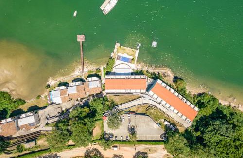Caieira Apartamento | Requinte à beira mar! Recarregue suas energias!