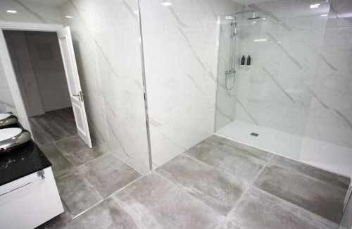 Oliveira De Azemeis Casa | Requinte House