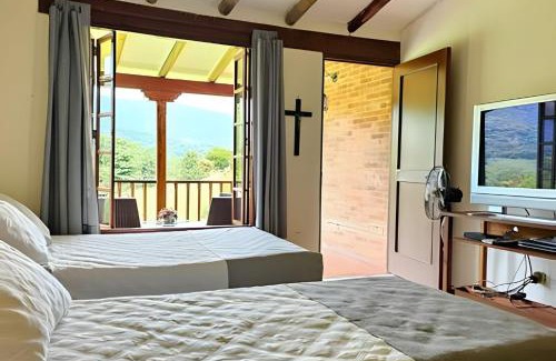 Villeta Casa | Reserva tu casa rodeada de naturaleza en Villeta