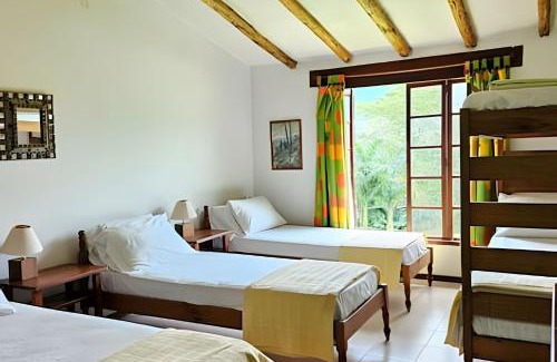 Villeta Casa | Reserva tu casa rodeada de naturaleza en Villeta