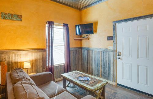 Cayuga Apartamento | Reservoir Access Pet-Friendly Kerens Cabin!