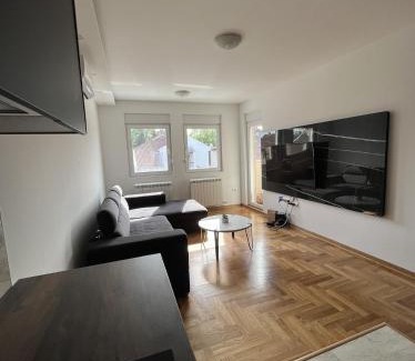 Stari Banovci Apartamento | Residence 25V