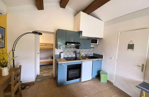 Sanary-sur-Mer Villa | Residence 488-sanary Sur Mer - Garden ground in quiet private property