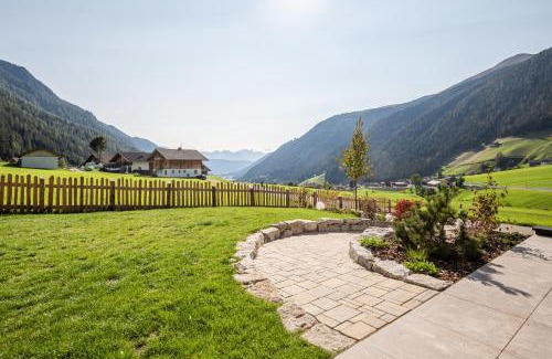 Valle di Casies Apartamento | Residence Alpina